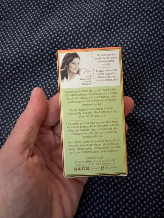 On-the-Glow Blush Stick - Juicy - Picture 3 of 3